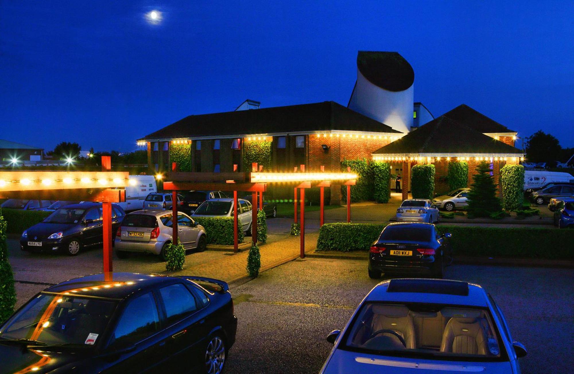 Damon'S Hotel Lincoln Dış mekan fotoğraf